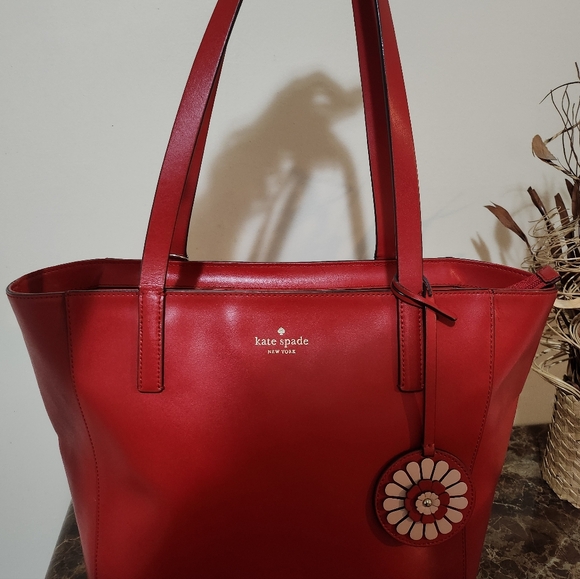 Kate Spade Cherry Red Leather Tote with Floral Charm EUC - Picture 6 of 16